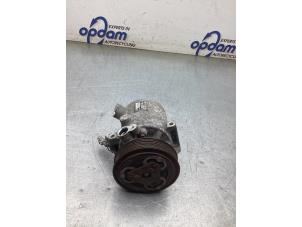 Gebruikte Dynamo Mitsubishi Space Star (A0) 1.0 12V Prijs € 60,00 Margeregeling aangeboden door Gebr Opdam B.V.