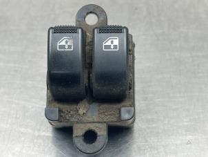 Gebruikte Elektrisch Raam Schakelaar Hyundai Atos 1.1 12V Prijs € 30,00 Margeregeling aangeboden door Gebr Opdam B.V.