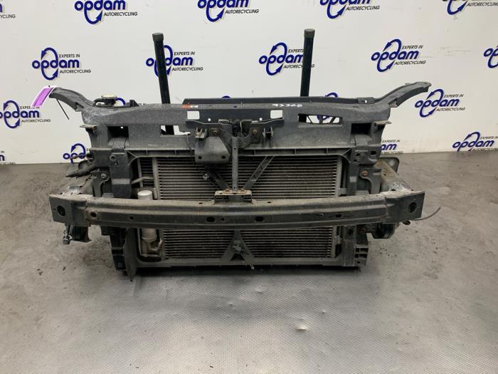 Front från en Mazda 5 (CR19) 1.8i 16V 2006