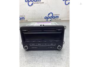 Begagnade CD-spelare med radio Volkswagen Caddy III (2KA,2KH,2CA,2CH) 1.6 TDI 16V Pris € 121,00 Inklusive moms erbjuds av Gebr Opdam B.V.