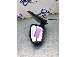 Begagnade Skärmspegel, vänster Dacia Jogger 1.0 TCe 100 Bi-Fuel , ECO-G 12V Pris € 250,00 Marginaltabell erbjuds av Gebr Opdam B.V.