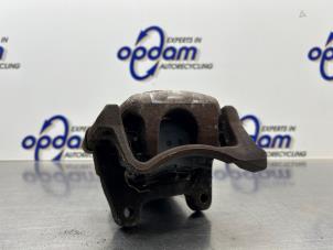 Używane Zacisk hamulcowy lewy tyl Volkswagen Passat Variant (3C5) 2.0 FSI 16V Cena € 125,00 Procedura marży oferowane przez Gebr Opdam B.V.