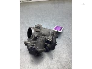 Gebruikte Gasklephuis Volkswagen Golf VII (AUA) 1.6 TDI BMT 16V Prijs € 50,00 Margeregeling aangeboden door Gebr Opdam B.V.