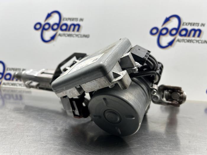 Elservostyrningsenhet från en Volkswagen Polo VI (AW1) 1.0 TSI 12V 2017