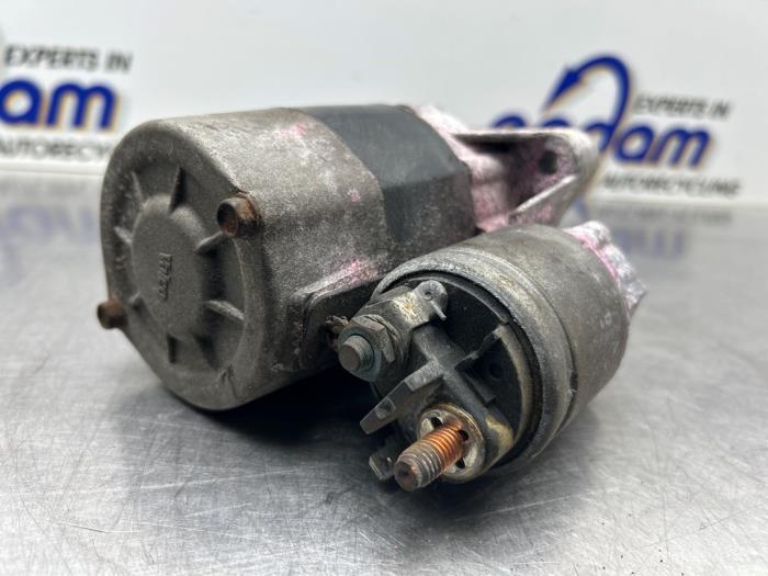 Startmotor från en Renault Clio II (BB/CB) 1.2 16V 2003