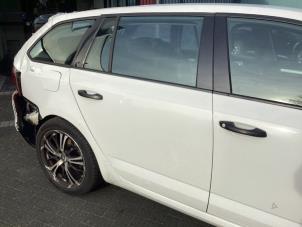 Gebruikte Portier 4Deurs rechts-achter Skoda Octavia Combi (5EAC) 1.2 TSI 16V Prijs € 700,00 Margeregeling aangeboden door Gebr Opdam B.V.