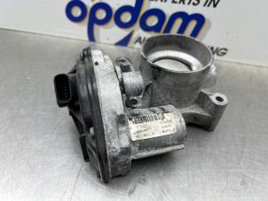 Gebruikte Gasklephuis Volvo V50 (MW) 1.8 16V Prijs € 100,00 Margeregeling aangeboden door Gebr Opdam B.V.