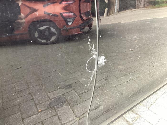 Bakdörr, 4-dörrars, höger från en Volkswagen Golf VII Variant (AUVV) 1.0 TSI 12V BlueMotion Technology 2020