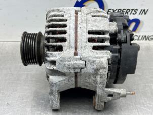 Begagnade Dynamo Volkswagen Golf IV (1J1) 1.6 16V Pris € 50,00 Marginaltabell erbjuds av Gebr Opdam B.V.