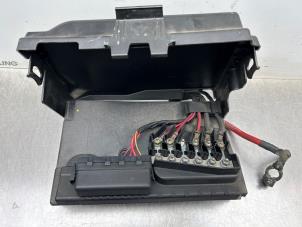 Gebruikte Zekeringkast Seat Ibiza III (6L1) 1.4 16V 100 Prijs € 30,00 Margeregeling aangeboden door Gebr Opdam B.V.