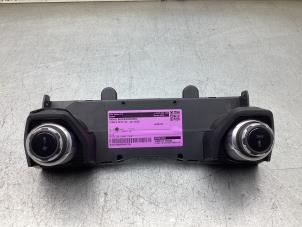 Begagnade Värmekontrollpanel Lynk &amp; Co 01 1.5 PHEV Pris € 80,00 Marginaltabell erbjuds av Gebr Opdam B.V.