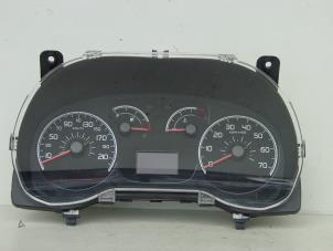 Używane Licznik kilometrów KM Fiat Doblo Cargo (263) 1.3 D Multijet Cena na żądanie oferowane przez Gebr Opdam B.V.