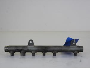 Gebruikte Brandstofverdeler Renault Laguna II Grandtour (KG) 1.9 dCi 100 Prijs op aanvraag aangeboden door Gebr Opdam B.V.