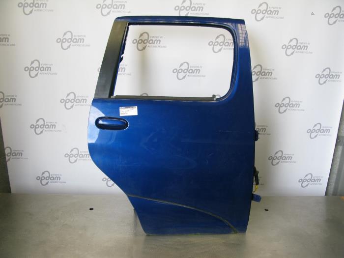 Portier 4Deurs rechts-achter van een Toyota Yaris Verso (P2) 1.3 16V 2003