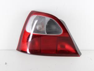Gebruikte Achterlicht links MG ZR 1.4 16V 105 Prijs € 25,00 Margeregeling aangeboden door Gebr Opdam B.V.