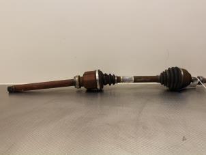 Gebruikte Aandrijfas rechts-voor Citroen DS4 (NX) 2.0 HDiF 16V 160 16V Prijs € 75,00 Margeregeling aangeboden door Gebr Opdam B.V.