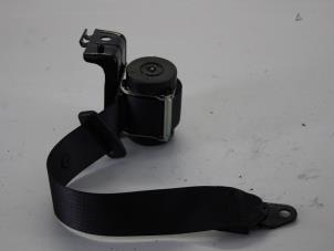 Gebruikte Veiligheidsgordel links-achter Opel Astra J (PC6/PD6/PE6/PF6) 1.6 16V Prijs € 50,00 Margeregeling aangeboden door Gebr Opdam B.V.