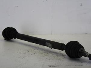 Begagnade Drivaxel, höger fram Skoda Octavia Combi (1U5) 1.6 Pris € 35,00 Marginaltabell erbjuds av Gebr Opdam B.V.