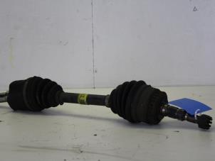 Używane Os napedowa lewy przód Opel Meriva 1.7 CDTI 16V Cena € 30,00 Procedura marży oferowane przez Gebr Opdam B.V.