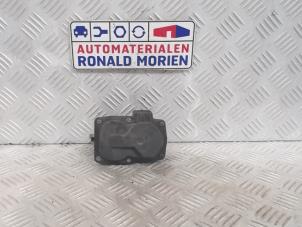 Begagnade Avgasspjällventil Volkswagen Polo V (6R) 1.4 TDI DPF BlueMotion technology Pris € 45,00 Marginaltabell erbjuds av Automaterialen Ronald Morien B.V.