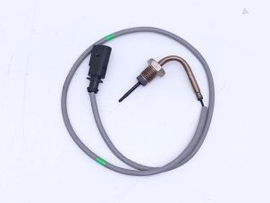 Begagnade Avgastemperatursensor Volkswagen Passat Variant (3G5) 2.0 TDI 16V 150 4Motion Pris € 35,00 Marginaltabell erbjuds av Automaterialen Ronald Morien B.V.