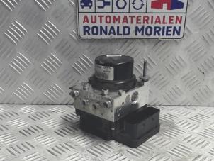 Begagnade ABS-pump Toyota Yaris III (P13) 1.5 16V Dual VVT-iE Pris € 345,00 Marginaltabell erbjuds av Automaterialen Ronald Morien B.V.