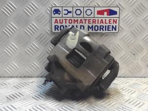 Begagnade Främre bromsok, vänster Toyota Yaris III (P13) 1.5 16V Dual VVT-iE Pris € 79,00 Marginaltabell erbjuds av Automaterialen Ronald Morien B.V.