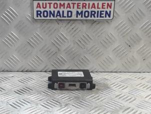 Gebruikte Antenne Versterker Audi A3 Sportback (8VA/8VF) 2.0 TFSI Ultra 16V Prijs € 85,00 Margeregeling aangeboden door Automaterialen Ronald Morien B.V.