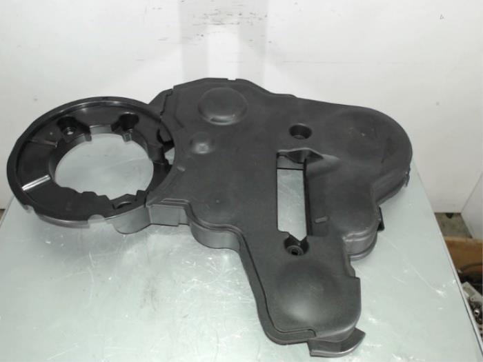 Kamremsskydd från en Volvo V40 (MV) 2.0 D2 16V 2016