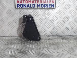 Begagnade Diverse Volkswagen Golf V (1K1) 1.6 Pris € 15,00 Marginaltabell erbjuds av Automaterialen Ronald Morien B.V.