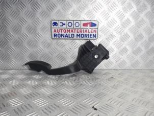 Używane Czujnik polozenia pedalu gazu Fiat Punto III (199) 1.3 JTD Multijet 80 16V Cena € 14,95 Procedura marży oferowane przez Automaterialen Ronald Morien B.V.