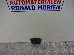 Begagnade Uppvärmningsbrytare, framruta Ford Focus 3 1.6 TDCi 115 Pris € 10,00 Marginaltabell erbjuds av Automaterialen Ronald Morien B.V.