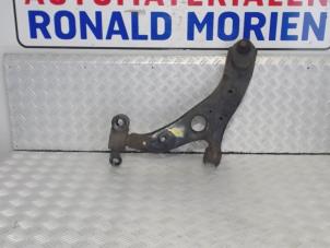 Gebruikte Draagarm links-voor Mazda CX-5 I (KE,GH) 2.2 SkyActiv-D 150 16V 2WD Prijs € 85,00 Margeregeling aangeboden door Automaterialen Ronald Morien B.V.