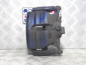 Używane Zacisk hamulcowy prawy przód Volkswagen Golf VII (AUA) 1.4 TSI 16V Cena € 35,09 Z VAT oferowane przez Automaterialen Ronald Morien B.V.