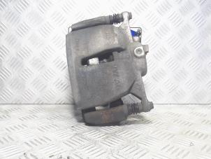 Używane Zacisk hamulcowy prawy przód Volkswagen Tiguan (AD1) 2.0 TDI 16V 4Motion Cena € 49,00 Procedura marży oferowane przez Automaterialen Ronald Morien B.V.