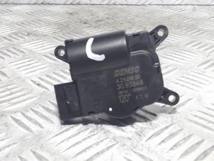 Gebruikte Kachelklep Motor Opel Movano Combi 2.3 CDTi Biturbo 16V Prijs € 15,00 Margeregeling aangeboden door Automaterialen Ronald Morien B.V.