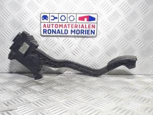 Gebruikte Gaspedaalpositie Sensor Fiat Doblo Cargo (223) 1.3 D 16V Multijet Prijs € 9,99 Margeregeling aangeboden door Automaterialen Ronald Morien B.V.