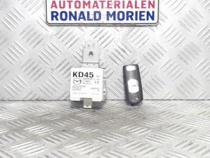 Gebruikte Antenne Mazda CX-5 I (KE,GH) 2.2 SkyActiv-D 150 16V 2WD Prijs € 45,00 Margeregeling aangeboden door Automaterialen Ronald Morien B.V.