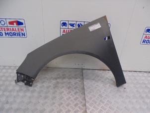 Gebruikte Scherm links-voor Opel Insignia Mk.I 2.0 CDTI 16V Prijs € 35,00 Margeregeling aangeboden door Automaterialen Ronald Morien B.V.