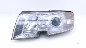 Gebruikte Koplamp links Skoda Superb (3U4) 1.9 TDI 100 PD Prijs € 45,00 Margeregeling aangeboden door Automaterialen Ronald Morien B.V.