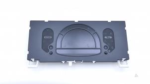 Używane Licznik kilometrów KM Renault Modus/Grand Modus (JP) 1.5 dCi 85 Cena € 49,00 Procedura marży oferowane przez Automaterialen Ronald Morien B.V.