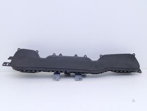 Gebruikte Voetgangers airbag Volvo V40 (MV) 2.0 D4 16V Prijs € 65,00 Margeregeling aangeboden door Automaterialen Ronald Morien B.V.