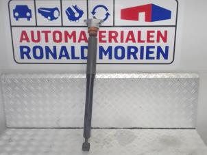 Begagnade Stötdämpare, höger bak Ford Fiesta 6 (JA8) 1.0 SCI 12V 80 Pris € 33,00 Marginaltabell erbjuds av Automaterialen Ronald Morien B.V.