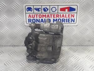 Gebruikte Remklauw (Tang) links-voor Ford Fiesta 6 (JA8) 1.0 SCI 12V 80 Prijs € 25,00 Margeregeling aangeboden door Automaterialen Ronald Morien B.V.