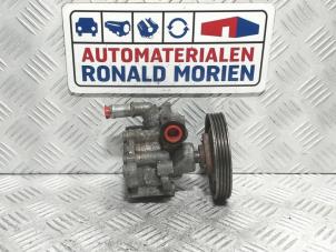 Gebruikte Stuurbekrachtiging Pomp Dacia Sandero II 1.2 16V Prijs € 75,00 Margeregeling aangeboden door Automaterialen Ronald Morien B.V.