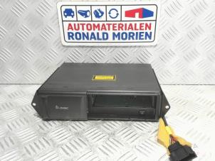 Begagnade CD-växlare Volkswagen Sharan (7M8/M9/M6) 1.9 TDI 115 4Motion Pris € 65,00 Marginaltabell erbjuds av Automaterialen Ronald Morien B.V.
