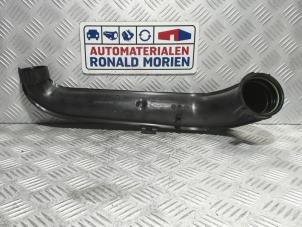 Używane Rura Turbo Volkswagen Golf Cena € 25,00 Z VAT oferowane przez Automaterialen Ronald Morien B.V.