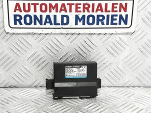 Gebruikte Module keyless vehicle Mazda 3 (BM/BN) 2.0 SkyActiv-G 120 16V Prijs € 95,00 Margeregeling aangeboden door Automaterialen Ronald Morien B.V.