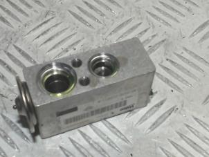 Begagnade Luftkonditioneringsregulator Renault Clio III (BR/CR) 1.5 dCi 75 FAP Pris € 25,00 Marginaltabell erbjuds av Automaterialen Ronald Morien B.V.