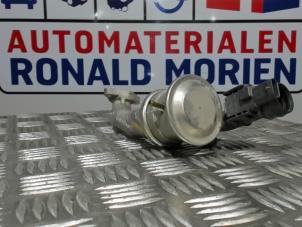 Używane Zawór EGR Audi RS 5 (8T3) 4.2 V8 32V Cena € 35,00 Procedura marży oferowane przez Automaterialen Ronald Morien B.V.